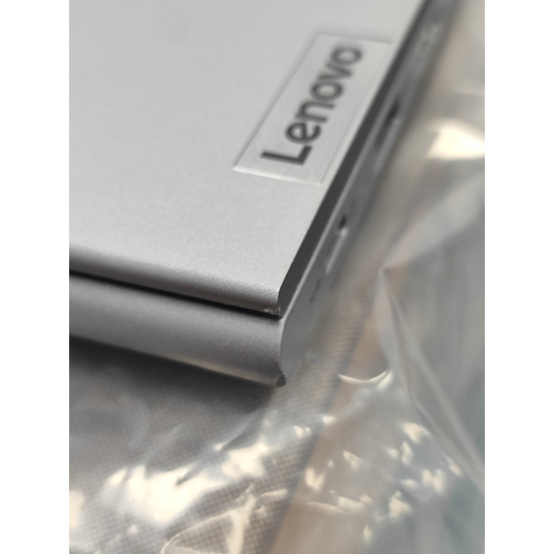 Lenovo ThinkBook 16 G7 Laptop, 40.64 cm (16"), WUXGA, R7 7735HS, 32GB, 1TB, W11P (21MW000QSC) - blago oštećen rub