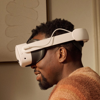 Meta Quest 3 or Quest 3S Elite white strap with battery