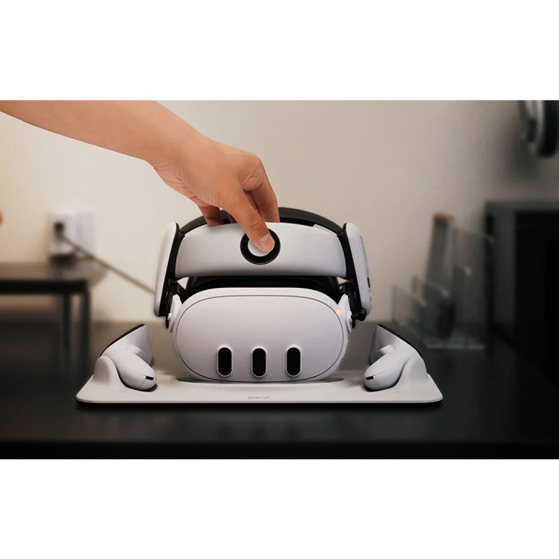 BOBOVR D3 charging station for Meta Quest 3