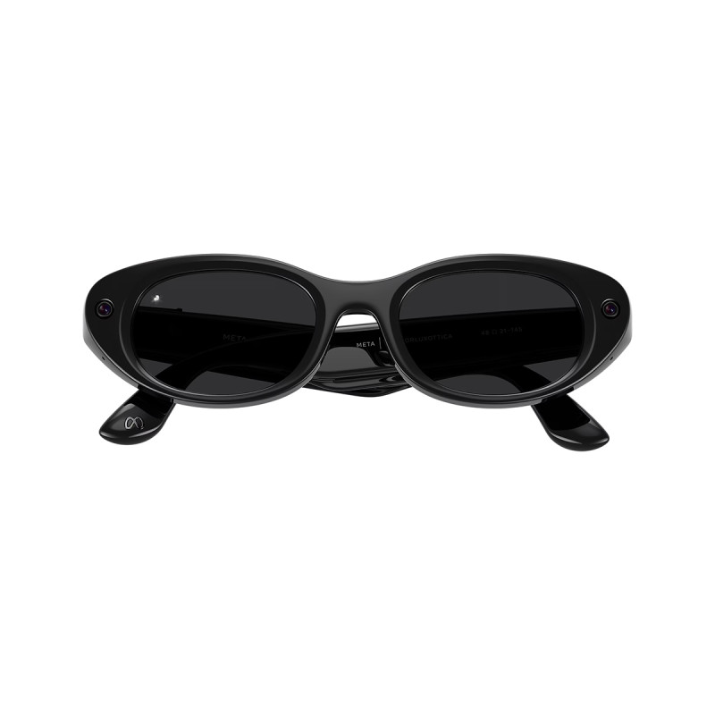 Meta Starfire (Kylie Edition) - Transitions Grey Lenses, Classic Black XS 48-21 smart glasses